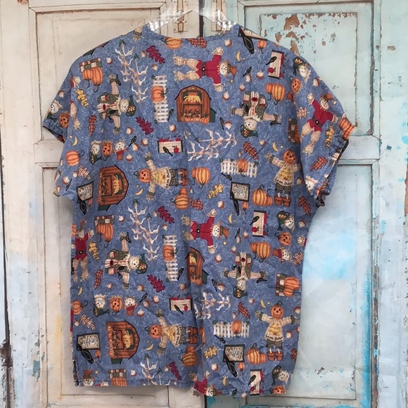 Homemade Fall Scrub Top M/L - Picture 2 of 3